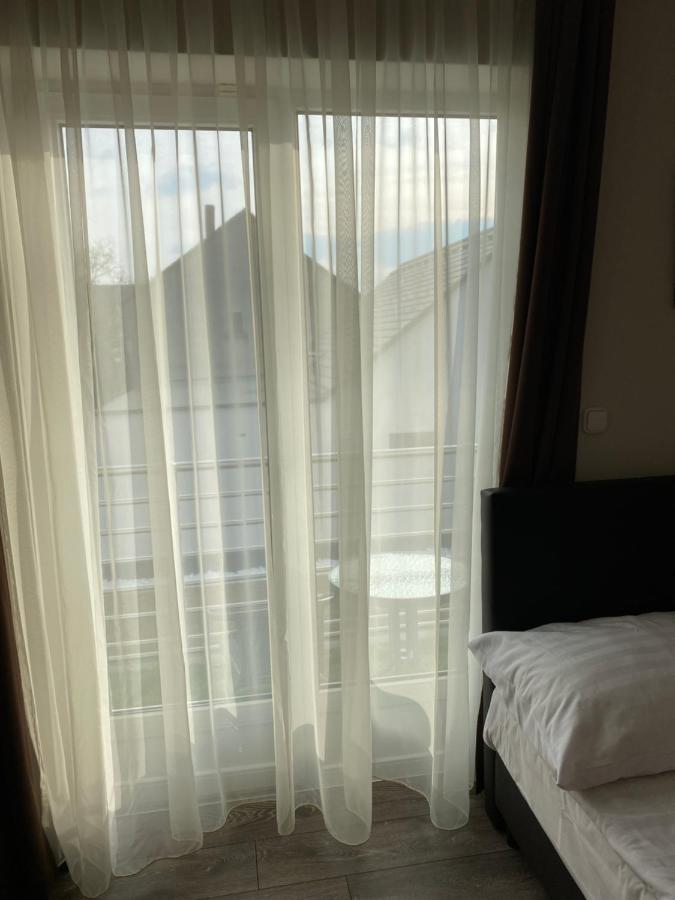 Hotel Aqua Sárvár Екстериор снимка