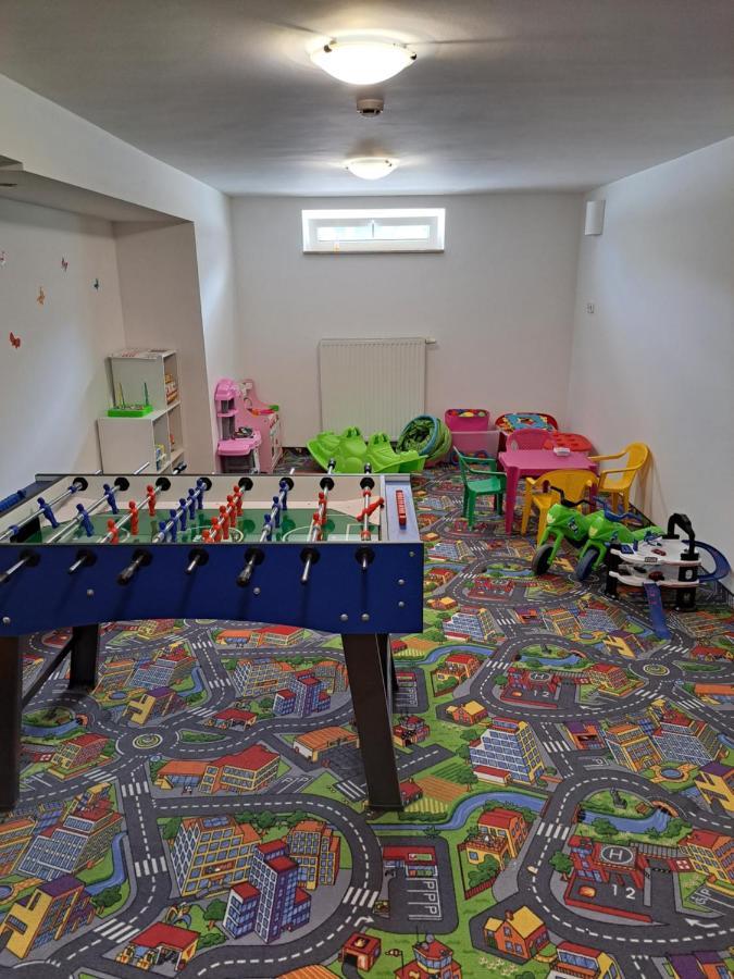 Hotel Aqua Sárvár Екстериор снимка