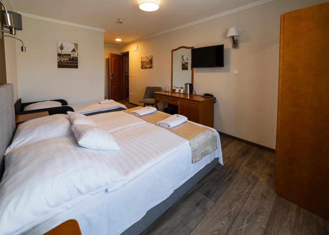 Hotel Aqua Sárvár Екстериор снимка